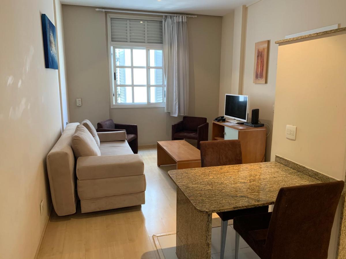 ריו דה ז'ניירו Residencial Com Servicos 45 Metros Decorado Com Sala, Suite E Cozinha Na Quadra Da Praia De Copacabana מראה חיצוני תמונה