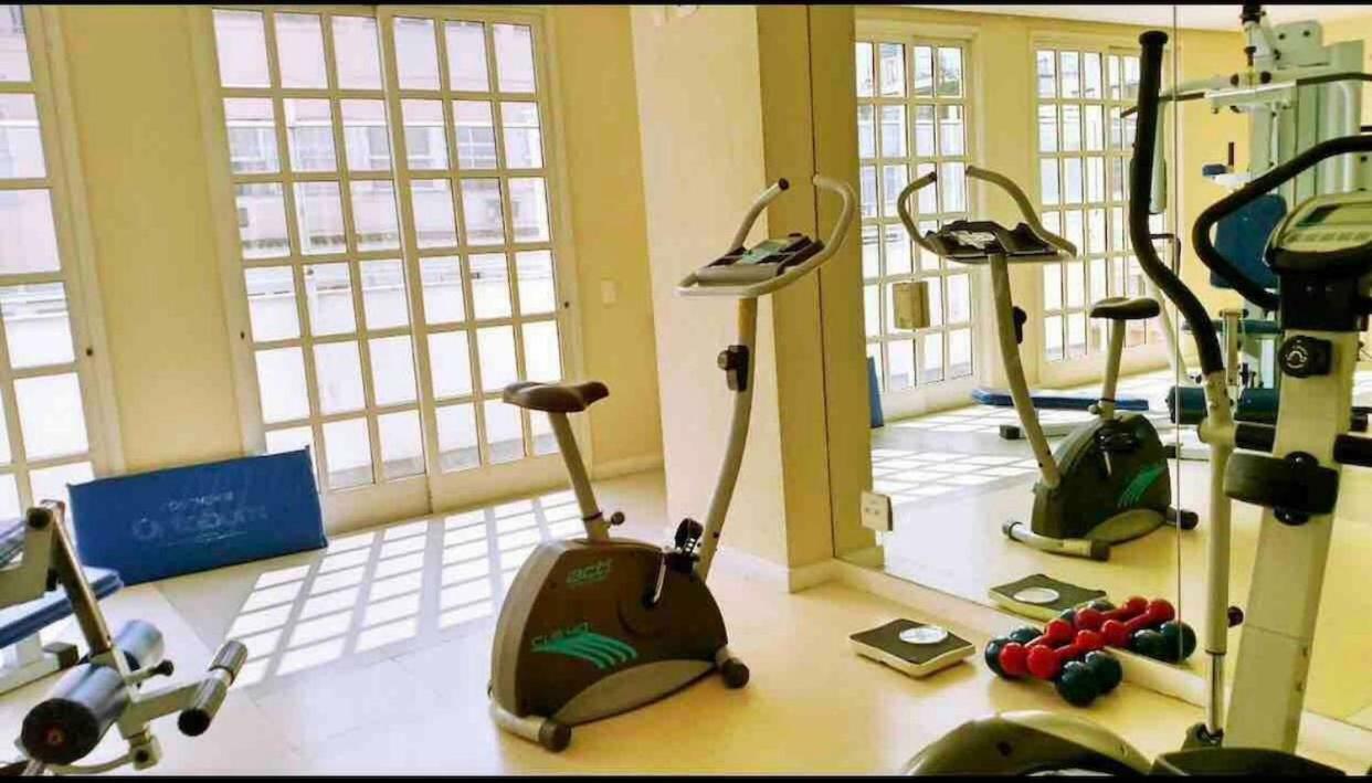 ריו דה ז'ניירו Residencial Com Servicos 45 Metros Decorado Com Sala, Suite E Cozinha Na Quadra Da Praia De Copacabana מראה חיצוני תמונה